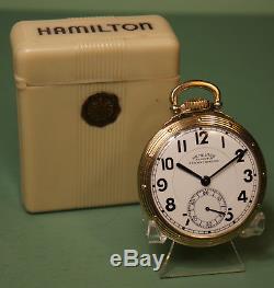 16 size Hamilton 23 Jewel Railway Special 950B in model A case with plastic box